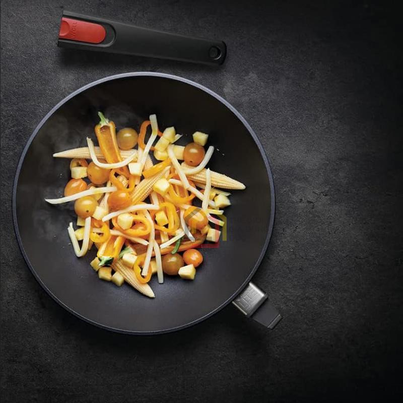 chao-woll-sau-long-diamond-lite-work-and-stir-fry-pan-30cm (8) Chảo Woll sâu lòng Diamond Lite Work and Stir Fry Pan 30cm