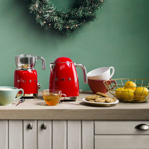 Ấm siêu tốc Smeg KLF03 không chỉnh nhiệt