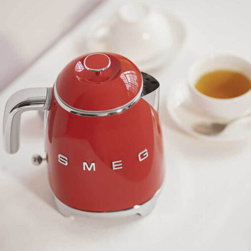 ấm siêu tốc Smeg KLF05RDEU mini 0,8L