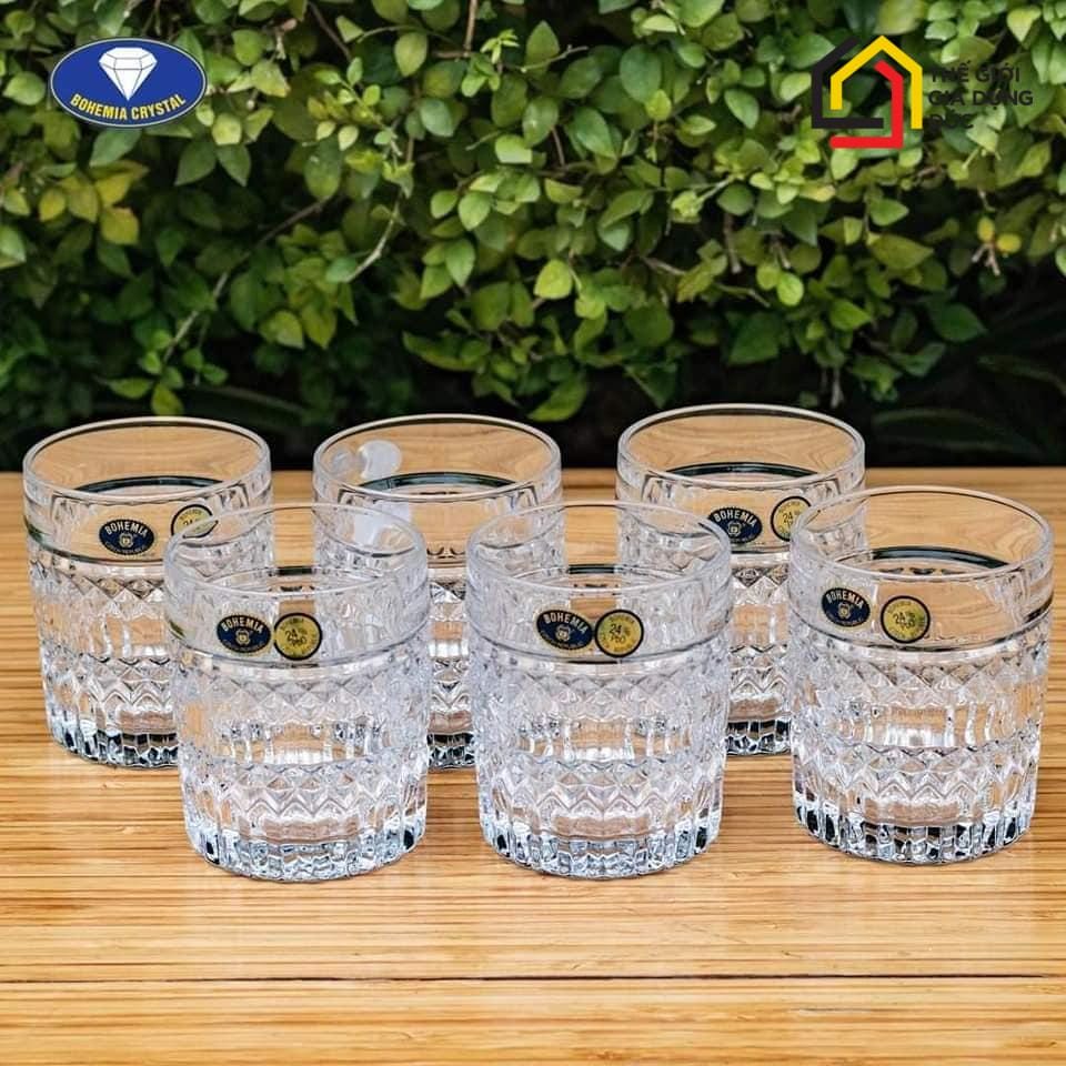 bo-binh-ruou-kem-6-ly-thuy-tinh-pha-le-bohemia (7) Đặc điểm Bộ bình rượu kèm 6 ly thuỷ tinh pha lê Bohemia