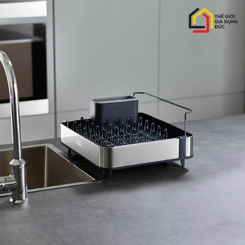 gia-up-bat-inox-joseph-joseph-kem-binh-dung-xa-phong (11) Đặc điểm Giá úp bát inox Joseph Joseph