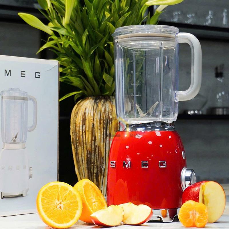 may-xay-sinh-to-smeg-blf03 (2) Máy xay sinh tố Smeg BLF03