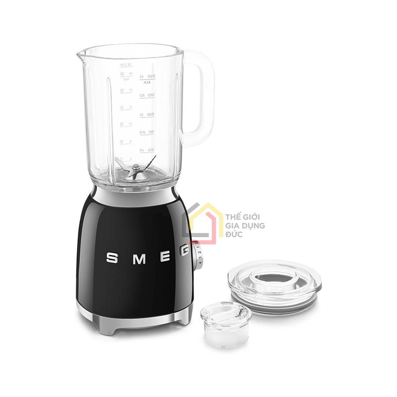 may-xay-sinh-to-smeg-blf03-9 Máy xay sinh tố Smeg BLF03
