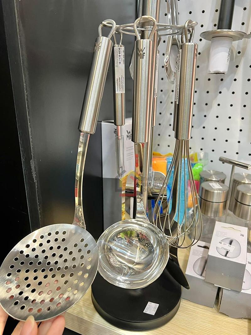 bo-dung-cu-nha-bep-wmf-profi-plus-7-mon12 Bộ dụng cụ nhà bếp Wmf Profi plus 7 món