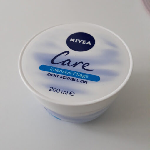 Kem dưỡng ẩm Nivea Care 200ml