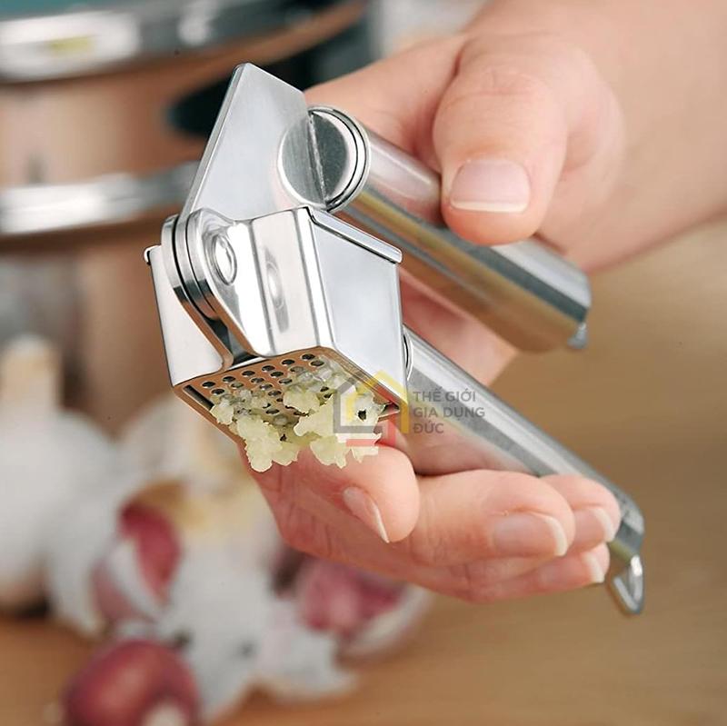 kep-ep-toi-wmf-profi-plus-inox-toan-phan (2) Kẹp ép tỏi WMF Profi Plus - inox toàn phần