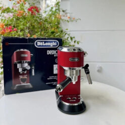 Máy pha café Espresso De'Longhi Dedica Style EC685