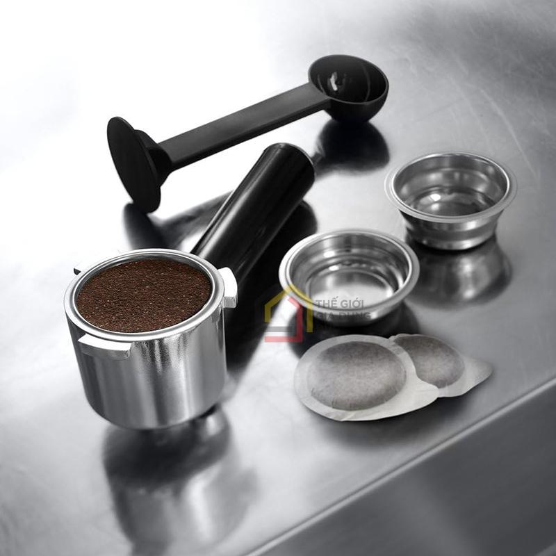 may-pha-cafe-espresso-delonghi-dedica-style-ec-685-r5 Máy pha café Espresso De'Longhi Dedica Style EC685