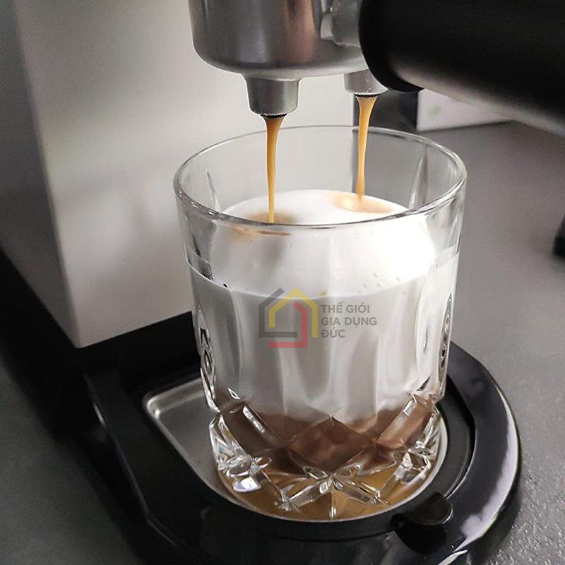 may-pha-cafe-espresso-delonghi-dedica-style-ec-685-r8 Máy pha café Espresso De'Longhi Dedica Style EC685