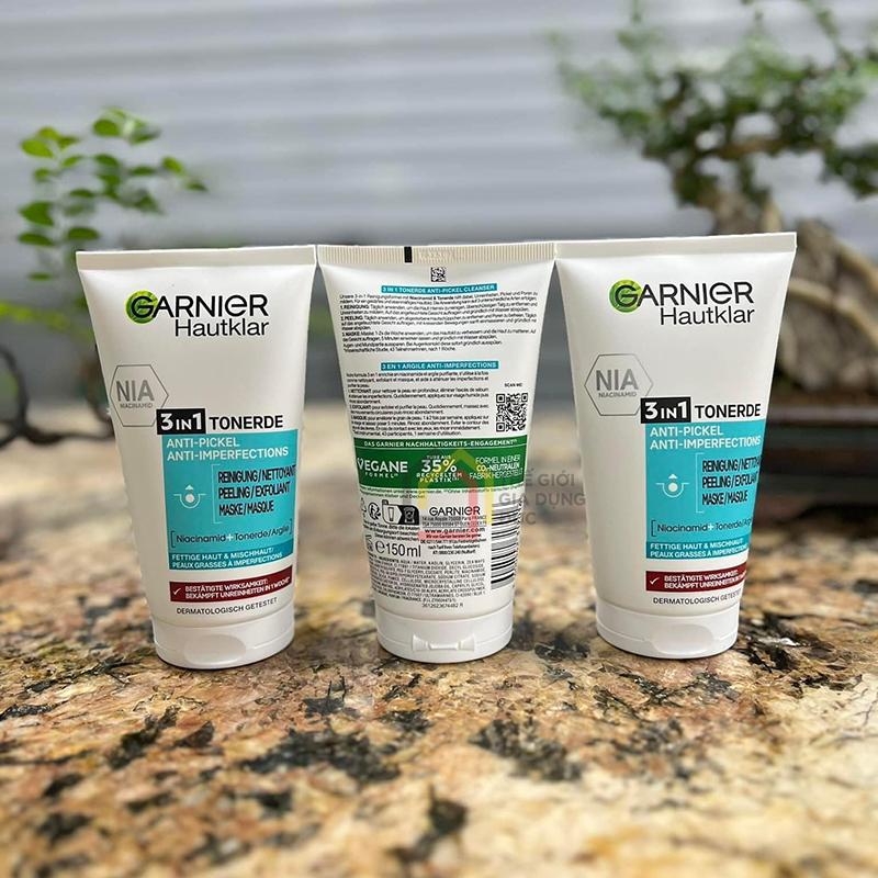 sua-rua-mat-garnier-skinactive-hautklar-3-in-1-3 Sữa rửa mặt Garnier SkinActive Hautklar 3 in 1