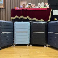 Vali Samsonite Freeform