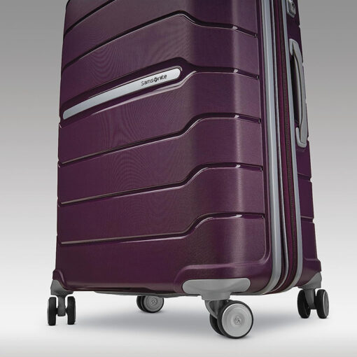 Vali Samsonite Freeform size 21