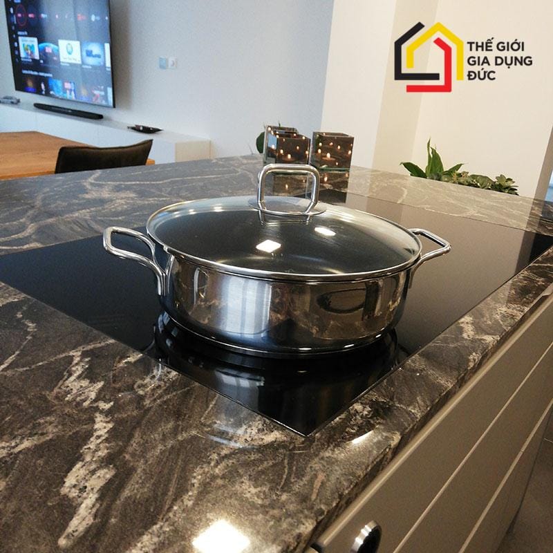 noi-chao-than-thanh-wmf-28cm-profi-mau-quai-vuong (3) Nồi chảo thần thánh Wmf 28cm Profi mẫu quai vuông