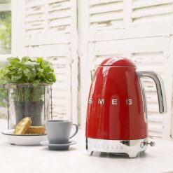 Ấm siêu tốc Smeg KLF04 có điều chỉnh nhiệt độ