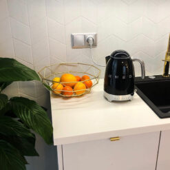 Ấm siêu tốc Smeg KLF04 có điều chỉnh nhiệt độ