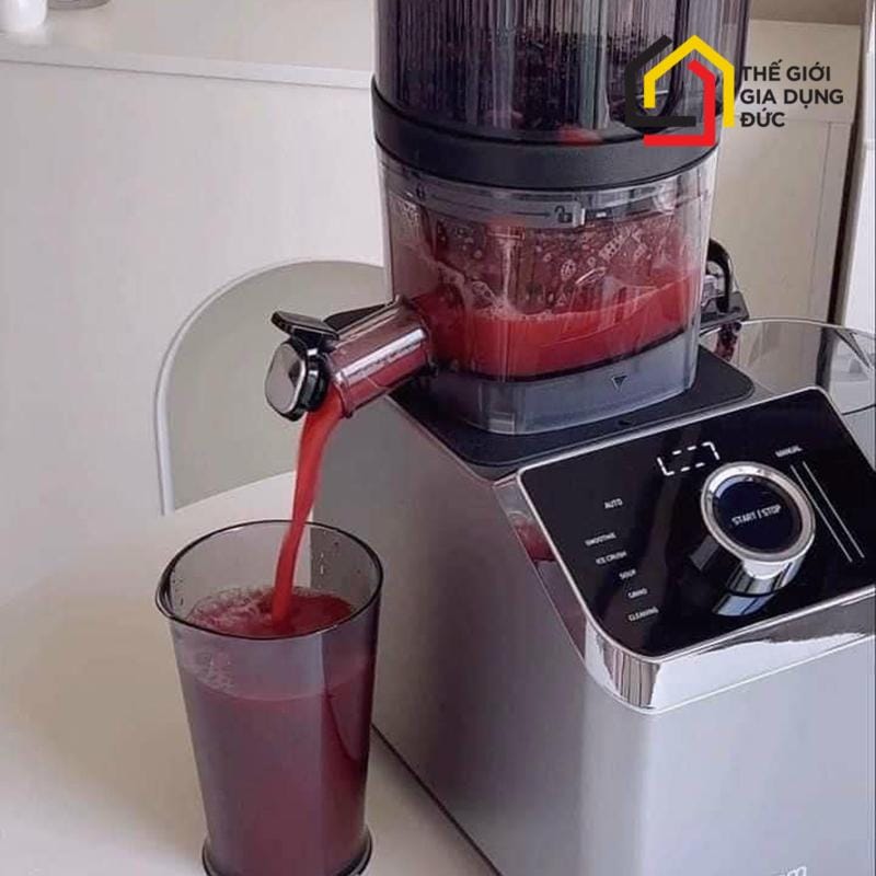 may-ep-cham-va-xay-hoa-qua-hurom-m100-4 Máy ép chậm và xay hoa quả Hurom M100