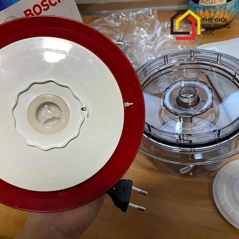 may-xay-thit-bosch-mmr08r2-7 Máy xay thịt Bosch MMR08R2