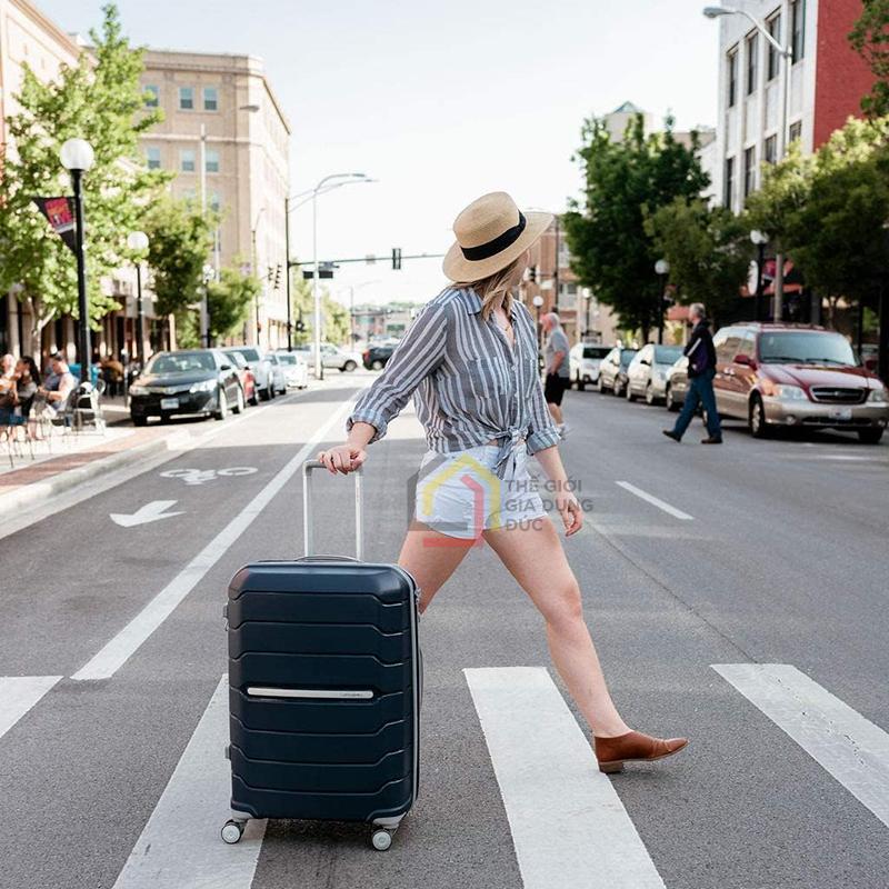 vali-samsonite-freeform (2) Vali Samsonite Freeform