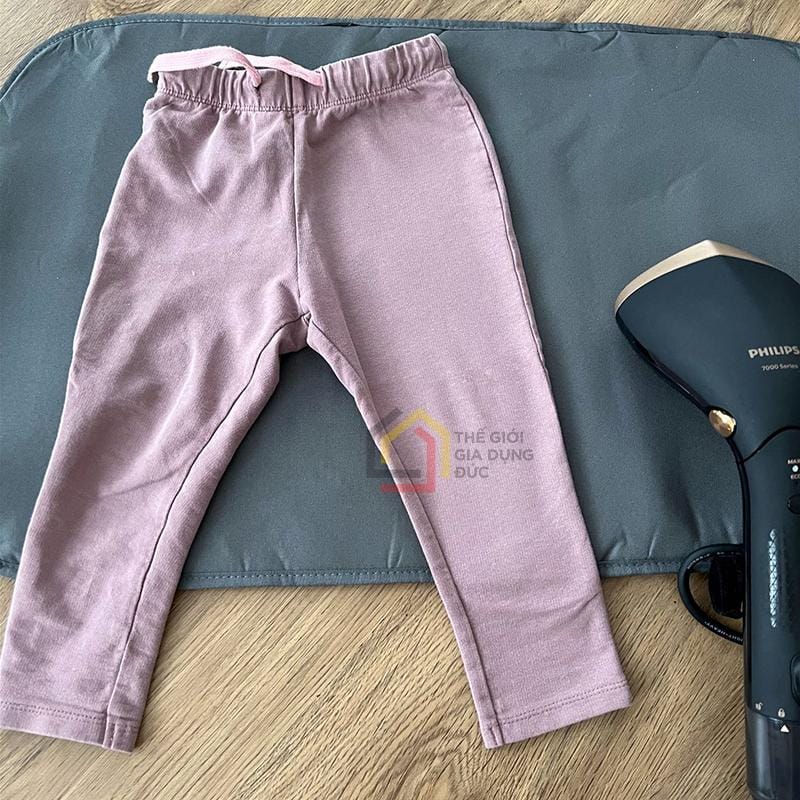 ban-la-hoi-nuoc-cam-tay-philips-sth7060-80-9 Bàn là hơi nước cầm tay Philips STH7060/80