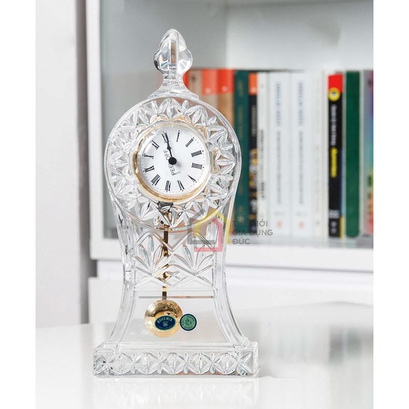 dong-ho-pha-le-cao-cap-de-ban-bohemia3 Đồng hồ pha lê cao cấp để bàn Bohemia