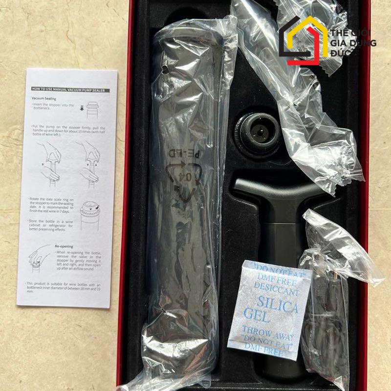 dung-cu-mo-ruou-bang-pin-electric-wine-set (2) Dụng cụ mở rượu bằng pin Electric Wine Set