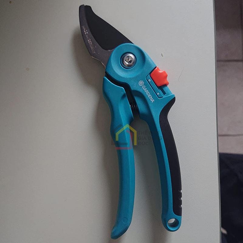 keo-cat-canh-gardena11 Kéo cắt cành Gardena
