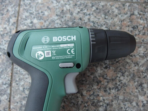 Máy khoan và bắt vít không dây Bosch UniversalDrill 18