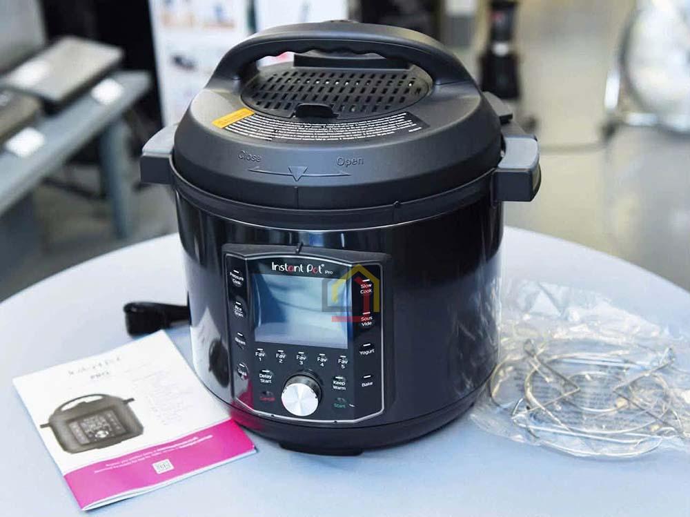 Nồi áp suất đa năng Instant Pot Pro 10 in 1