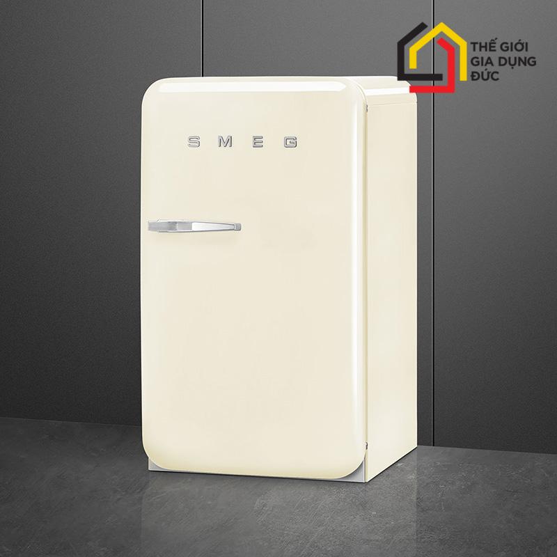 tu-lanh-smeg-fab10rcr5-122l-mau-kem3 Tủ lạnh Smeg FAB10RCR5 122L màu kem