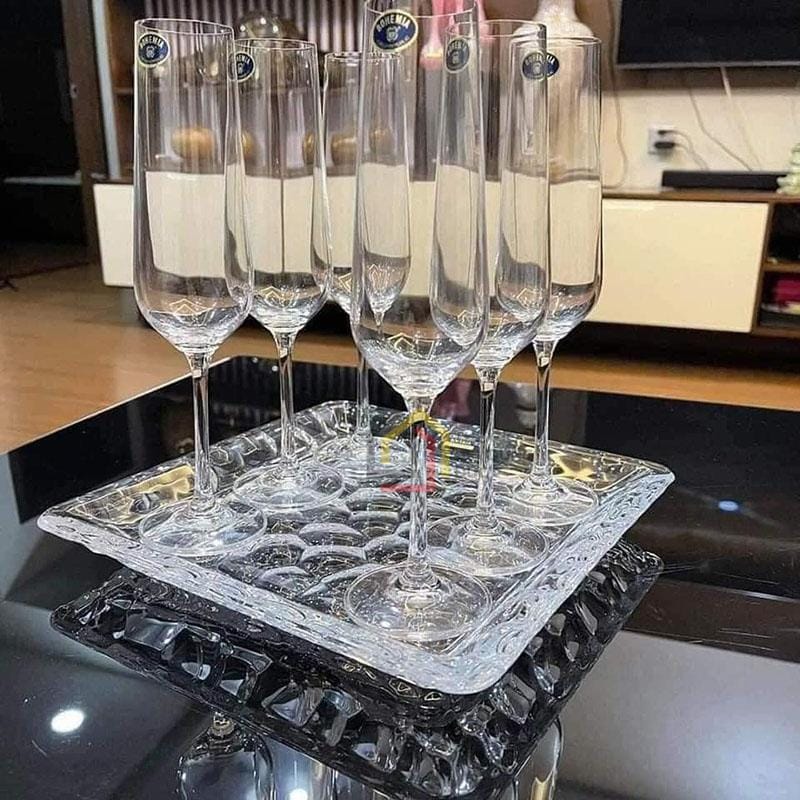 bo-6-ly-uong-sam-panh-pha-le-dong-titanium-bohemia-strix10 Bộ 6 ly uống sâm panh pha lê dòng Titanium Bohemia Strix