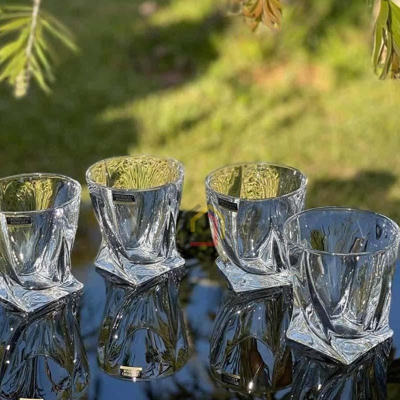 bo-binh-ruou-770ml-6-coc-pha-le-bohemia-quadro-340ml-9 Bộ bình rượu 770ml + 6 cốc pha lê Bohemia Quadro 340ml