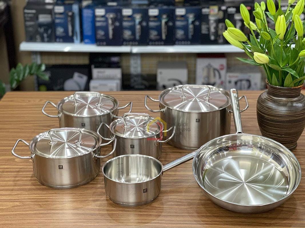 bo-noi-zwilling-twin-classic-6-mon-gom-chao-thep3 Bộ nồi Zwilling Twin Classic 6 món gồm chảo thép