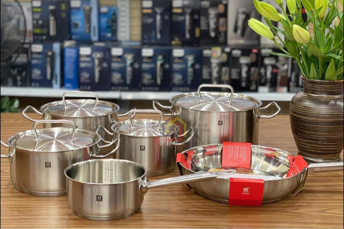 bo-noi-zwilling-twin-classic-6-mon-gom-chao-thep4 Bộ nồi Zwilling Twin Classic 6 món gồm chảo thép