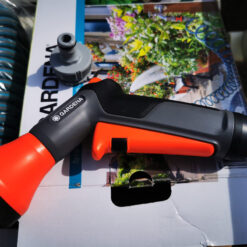 Bộ vòi tưới cây lò xo Gardena 10m