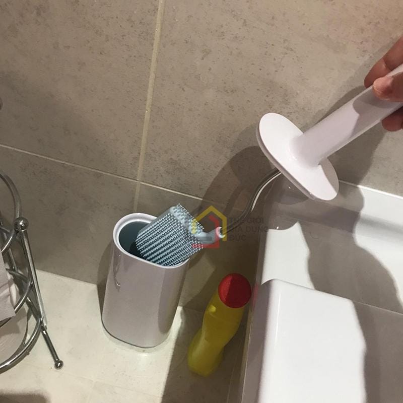 co-toillet-joseph-joseph-thong-minh15 Cọ toillet Joseph Joseph thông minh