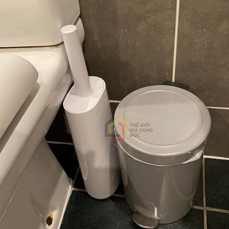 co-toillet-joseph-joseph-thong-minh18 Cọ toillet Joseph Joseph thông minh