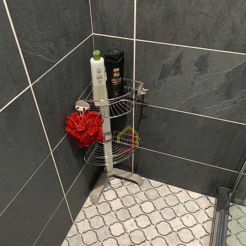 gia-treo-dung-cu-nha-tam-loai-chong-san-tran-simplehuman12 Giá treo dụng cụ nhà tắm loại chống sàn & trần Simplehuman