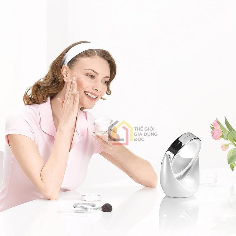 guong-trang-diem-beurer-bs49-quay-duoc-360-4 Gương trang điểm Beurer BS49 quay được 360°