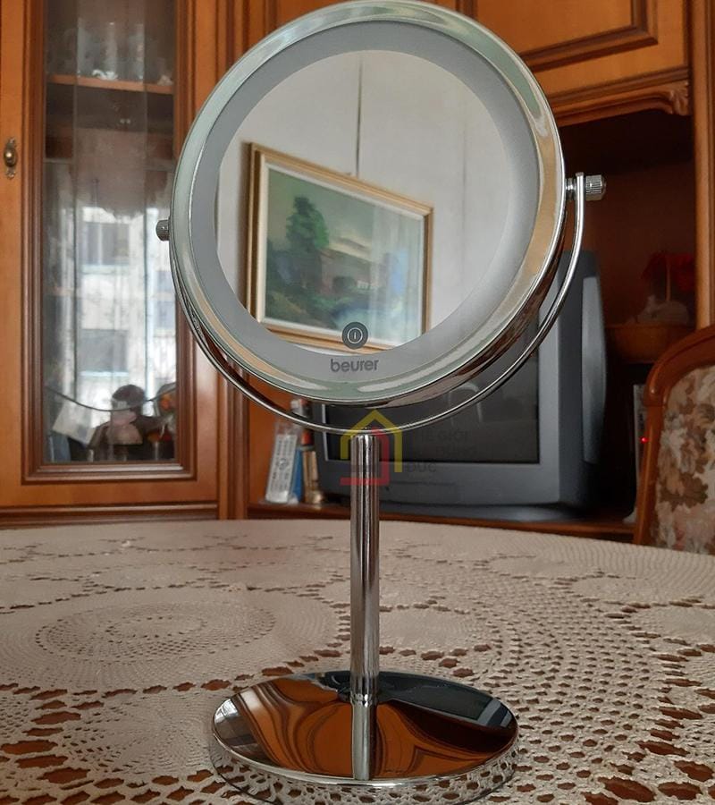 guong-trang-diem-den-led-beurer-bs55-8 Gương trang điểm đèn Led Beurer BS55