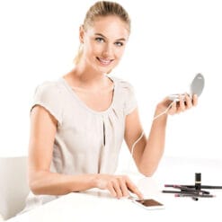 Gương trang điểm kèm sạc dự phòng Beurer BS39