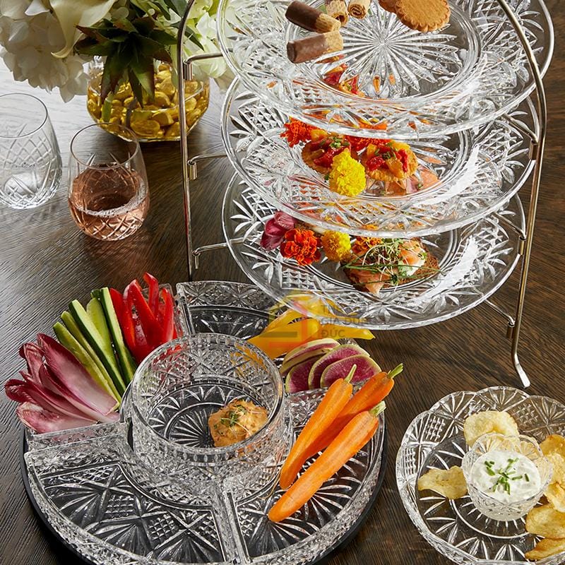 khay-pha-le-tron-chia-o-de-xoay-godinger-dublin (3) Khay pha lê tròn chia ô đế xoay Godinger Dublin