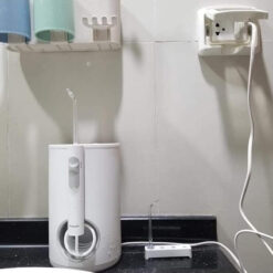 Máy tăm nước cầm tay Panasonic EW1611