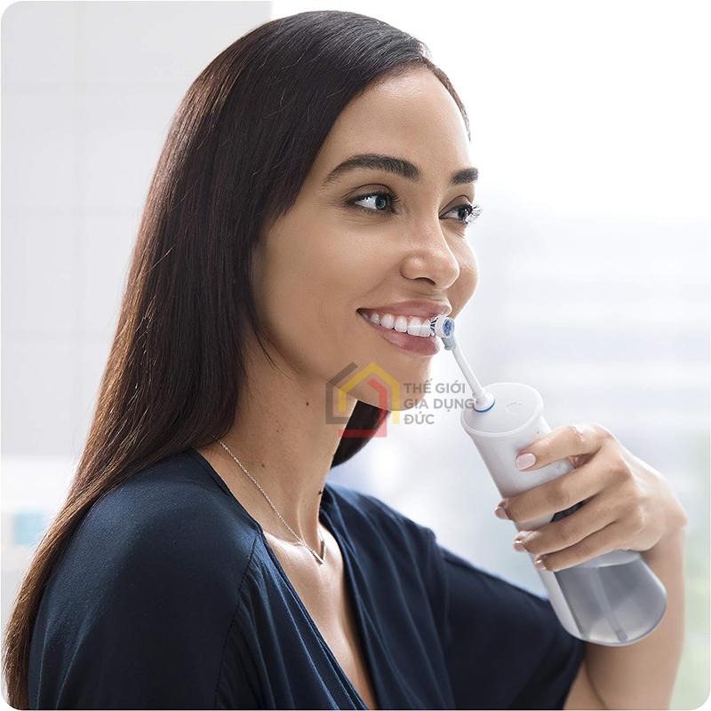 tam-nuoc-khong-day-oral-b-aquacare-4-8 Tăm nước không dây Oral-B Aquacare 4
