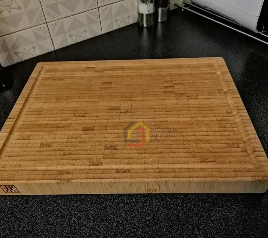 thot-tre-lon-zwilling-cutting-board-bamboo-l-30772-400-0-4 Thớt tre lớn Zwilling Cutting Board Bamboo L (30772-400-0)