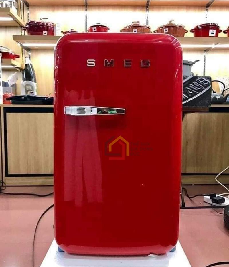 tu-lanh-mini-smeg-fab5rrd5-5 Tủ lạnh mini Smeg FAB5RRD5