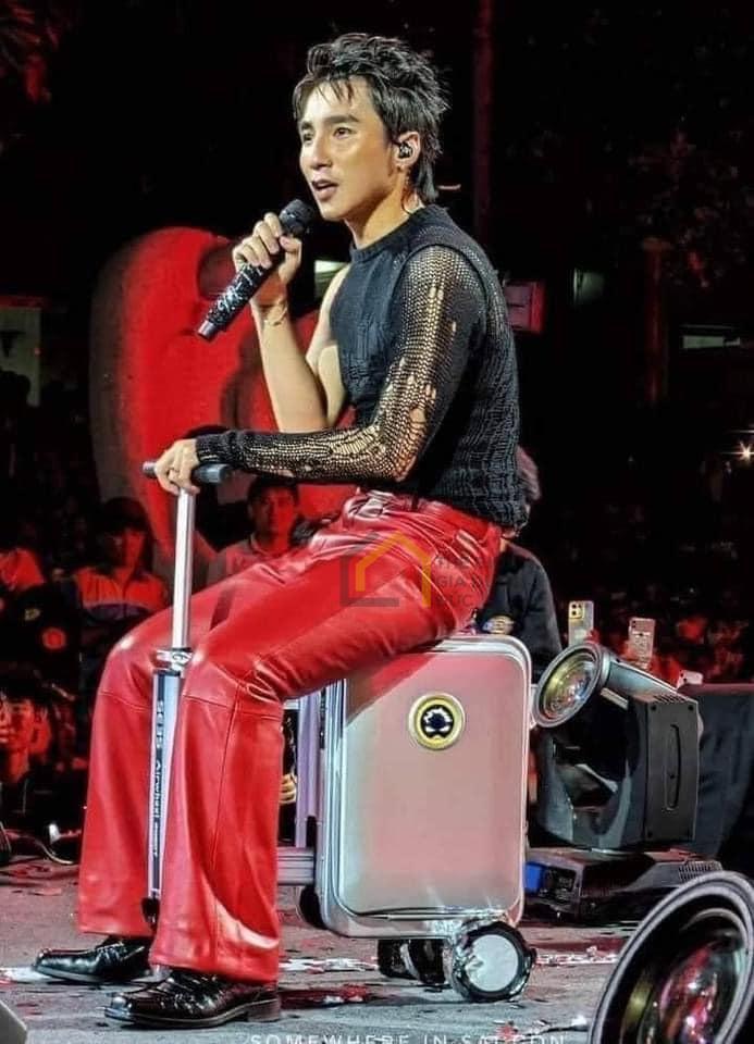 vali-dien-airwheel-se3s-thong-minh22 Vali điện Airwheel Se3s thông minh