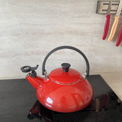 Ấm đun nước thổi sáo Le Creuset Zen 1,5L