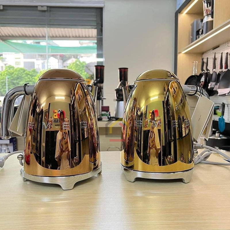 am-sieu-toc-smeg-klf03-12 Ấm siêu tốc Smeg KLF03