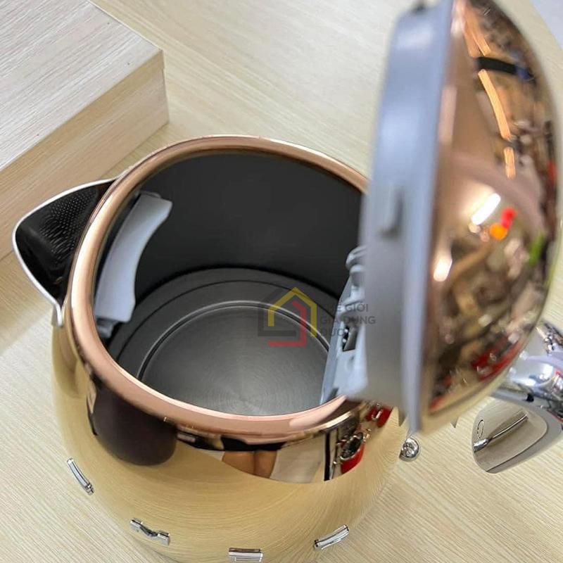 am-sieu-toc-smeg-klf03-16 Ấm siêu tốc Smeg KLF03