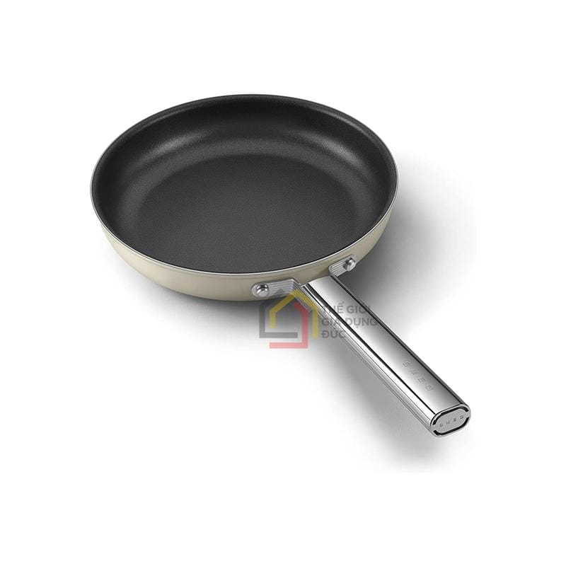 chao-chong-dinh-smeg-ckff2601crm-size-26cm-mau-kem2 Chảo chống dính Smeg CKFF2601CRM size 26cm màu kem